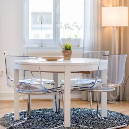 Daire Sunny Penthouse At The Boulevard *